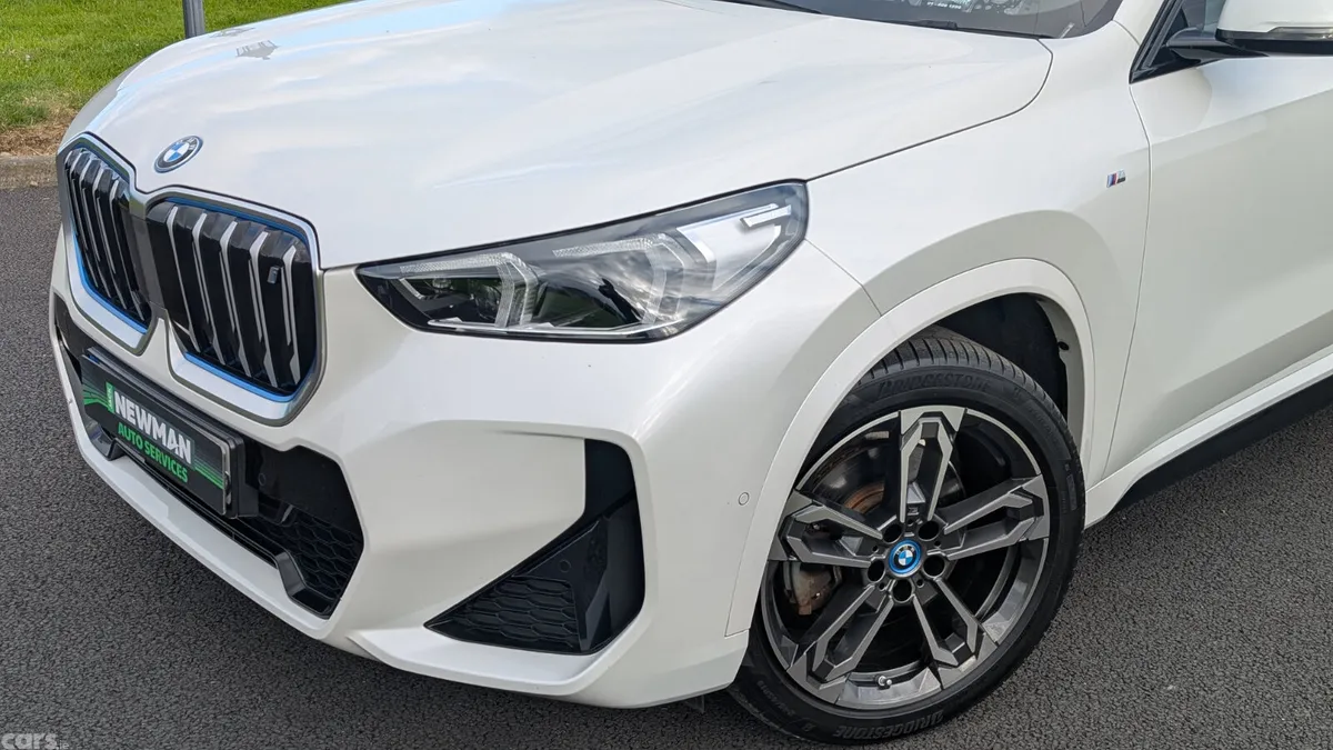 BMW iX1 Estate, Electric, 2023, White