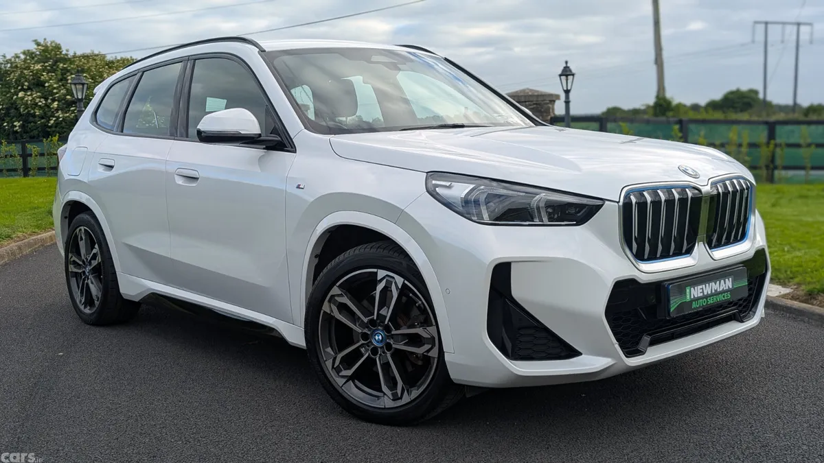 BMW iX1 Estate, Electric, 2023, White