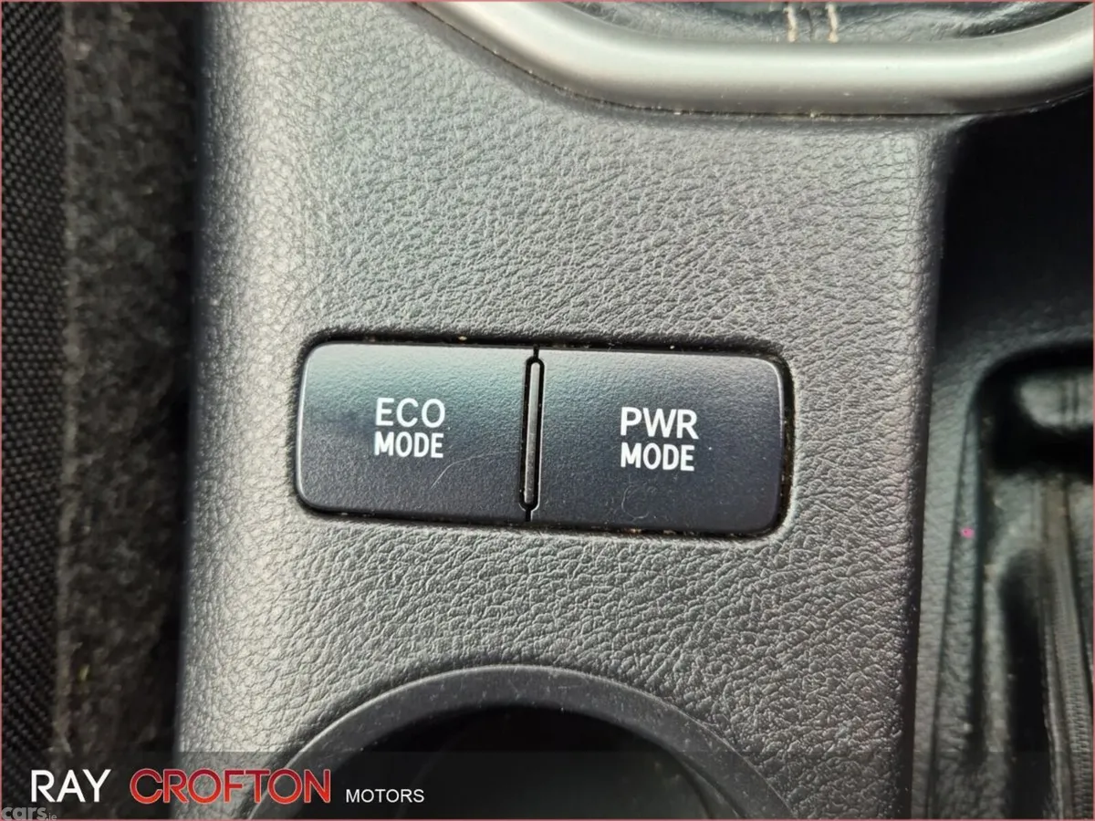 Toyota Hilux MPV, Diesel, 2018, Blue