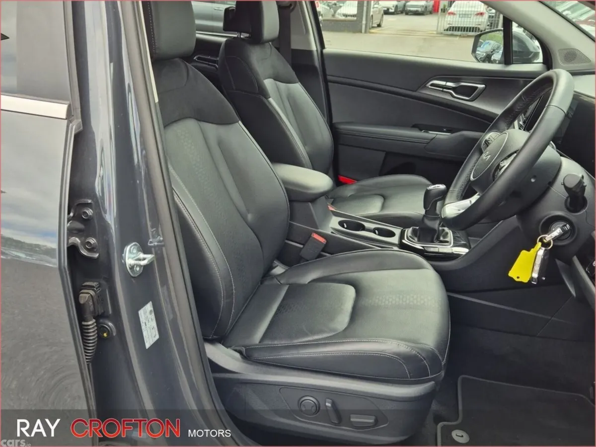 Kia Sportage SUV, Diesel, 2025, Grey