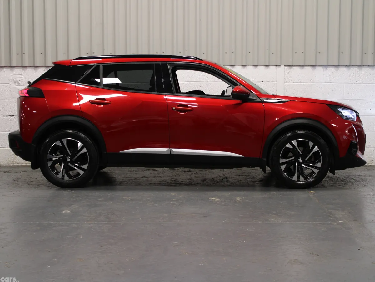 Peugeot 2008 MPV, Diesel, 2020, Red