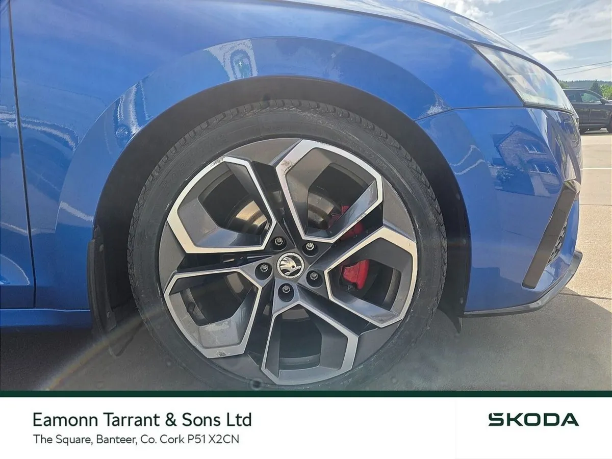 Skoda Octavia Saloon, Diesel, 2021, Blue