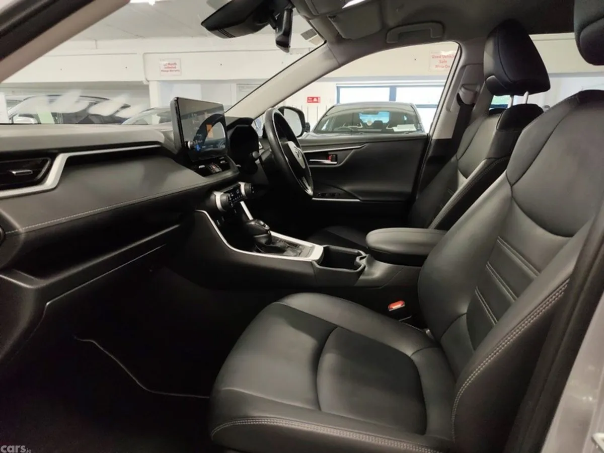 Toyota RAV4 SUV, Petrol Hybrid, 2022, Silver