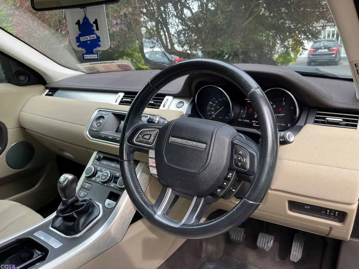 Land Rover Range Rover Evoque SUV, Diesel, 2015, Red
