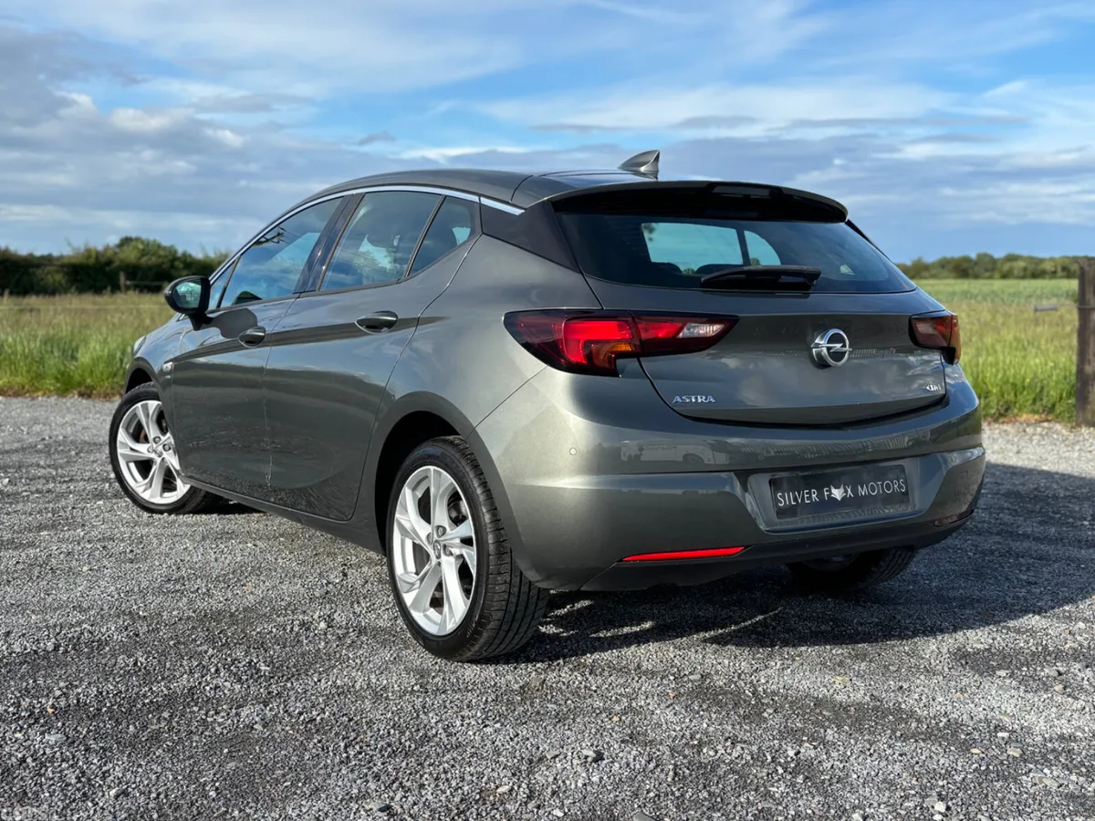 Opel Astra Hatchback, Diesel, 2018, Grey