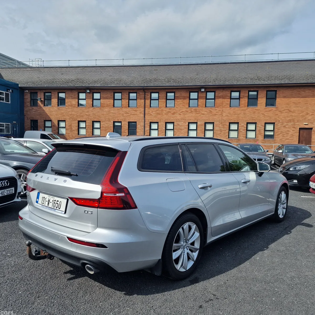 Volvo V60 Estate, Diesel, 2019, Grey