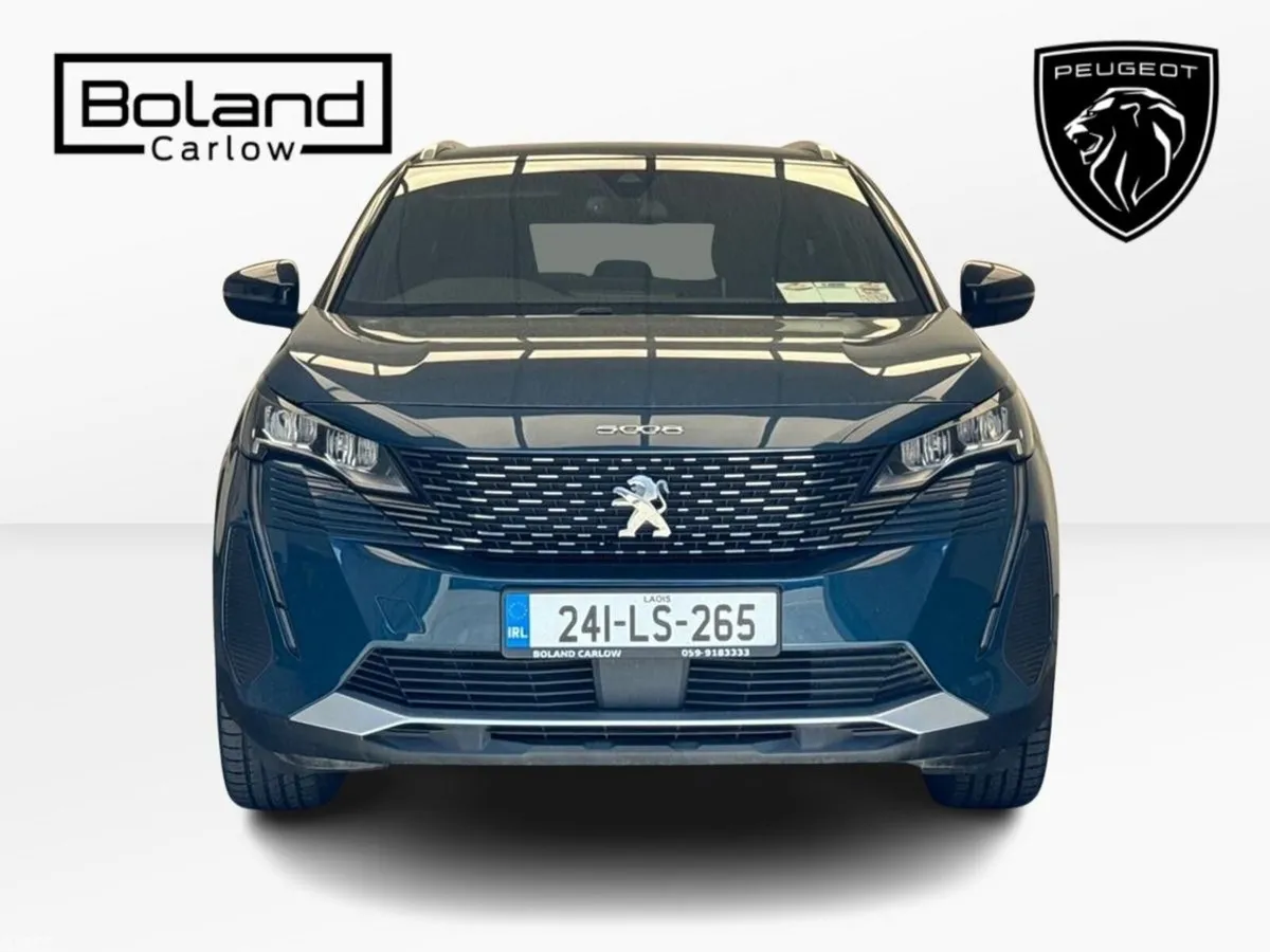 Peugeot 5008 MPV, Diesel, 2024, Blue