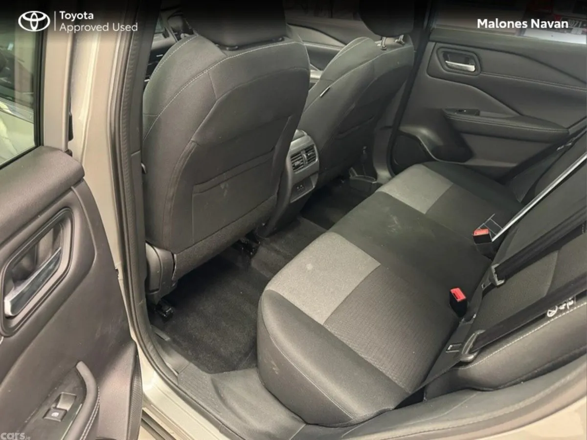Nissan Qashqai MPV, Petrol, 2024, Grey