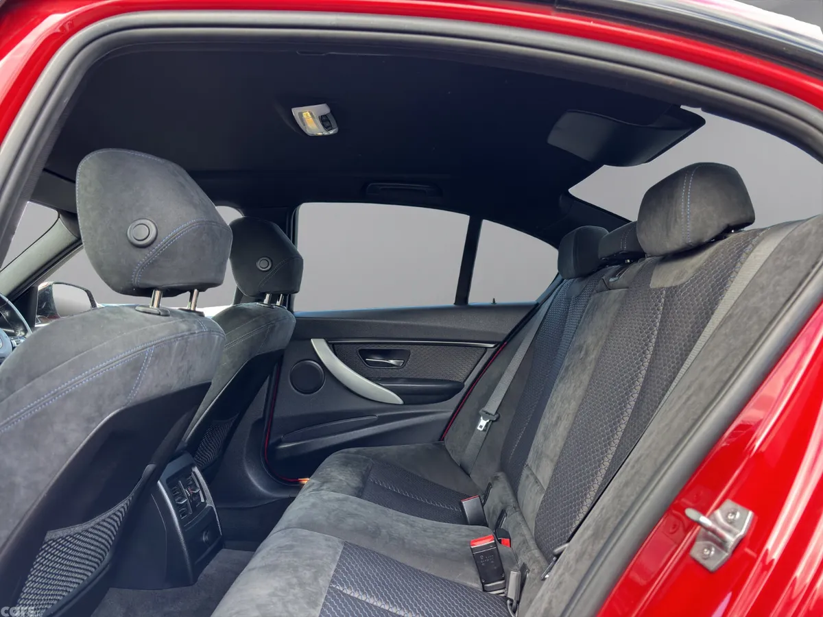 BMW 3-Series Saloon, Petrol, 2015, Red