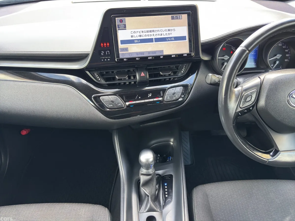 Toyota C-HR SUV, Petrol Hybrid, 2019, White
