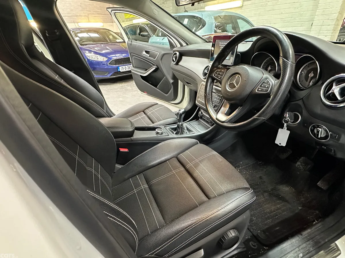 Mercedes-Benz GLA SUV, Diesel, 2016, White