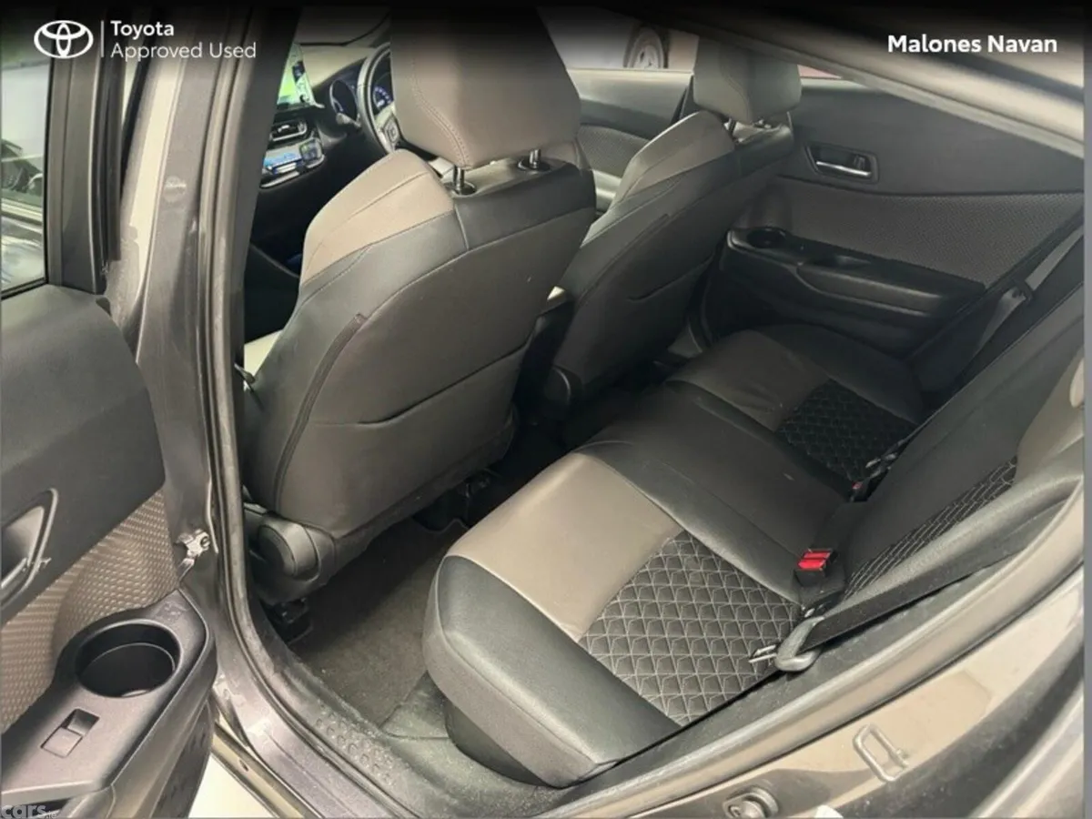 Toyota C-HR SUV, Petrol Hybrid, 2022, Grey