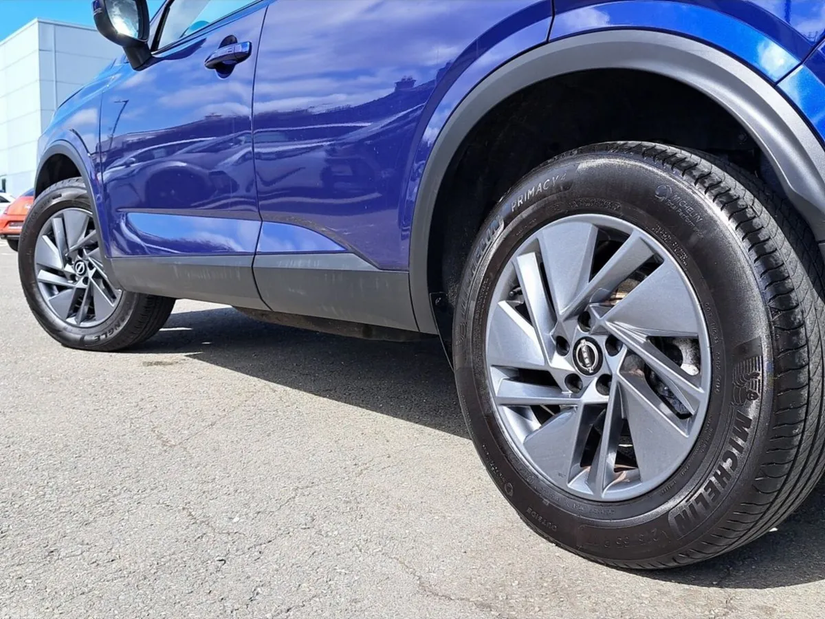Nissan Qashqai SUV, Petrol, 2024, Blue