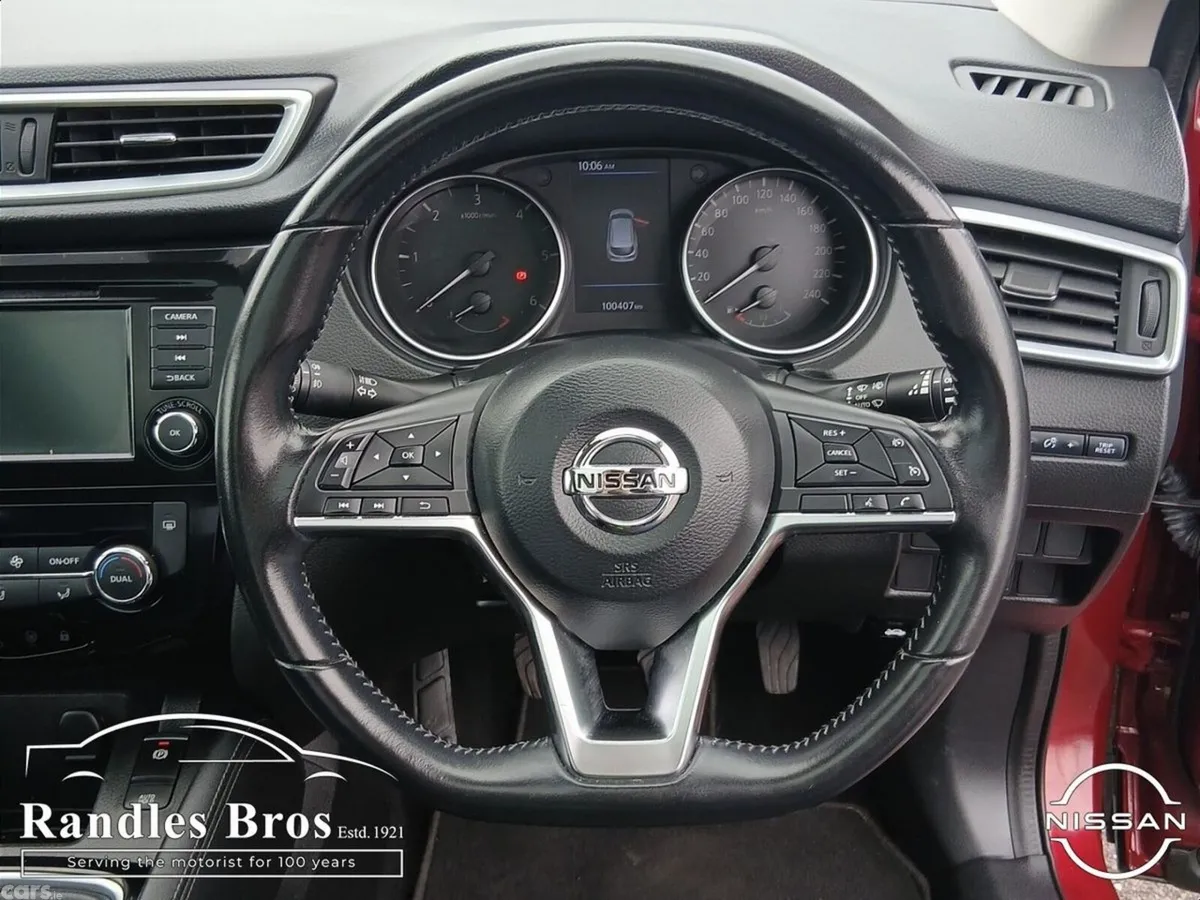 Nissan Qashqai MPV, Diesel, 2020, Red