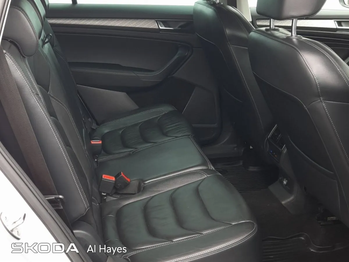 Skoda Kodiaq MPV, Diesel, 2022, Silver