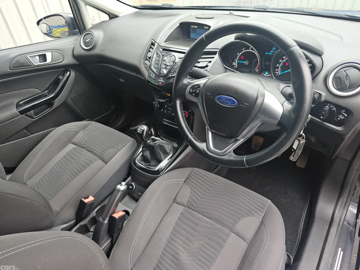 Ford Fiesta Hatchback, Petrol, 2017, Black