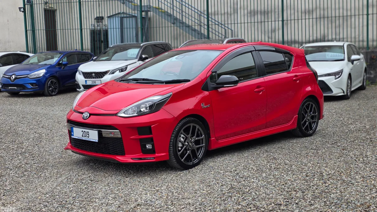 Toyota Aqua Hatchback, Petrol Hybrid, 2019, Red