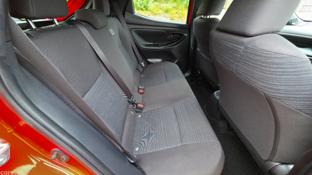 Toyota Yaris Hatchback, Petrol Hybrid, 2021, Red