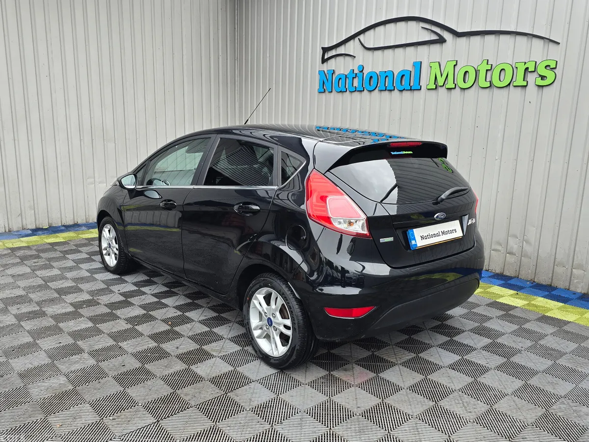 Ford Fiesta Hatchback, Petrol, 2017, Black
