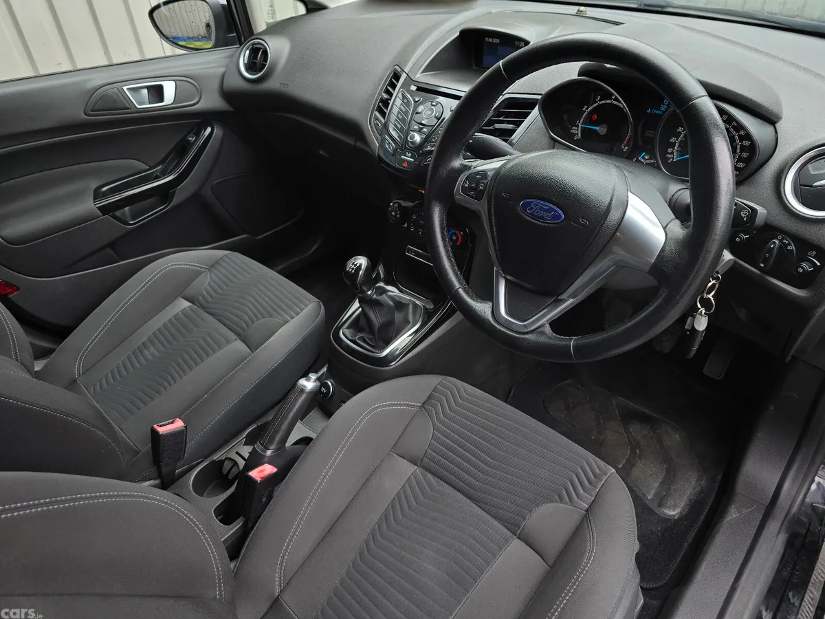 Ford Fiesta Hatchback, Petrol, 2017, Black