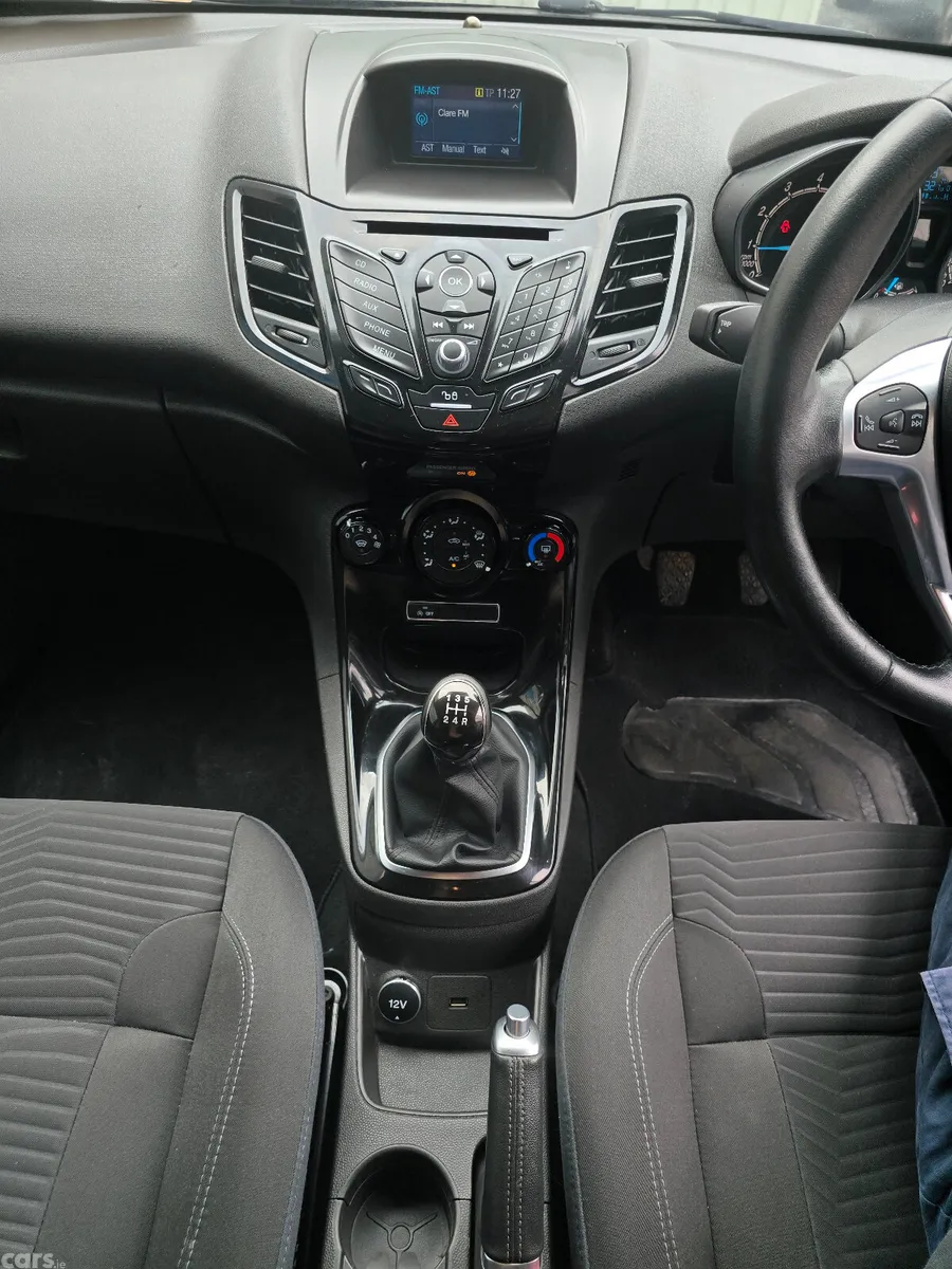 Ford Fiesta Hatchback, Petrol, 2017, Black