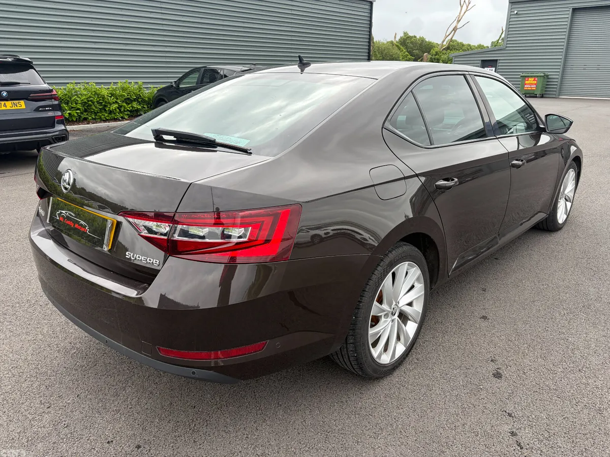 Skoda Superb Hatchback, Diesel, 2016, Brown