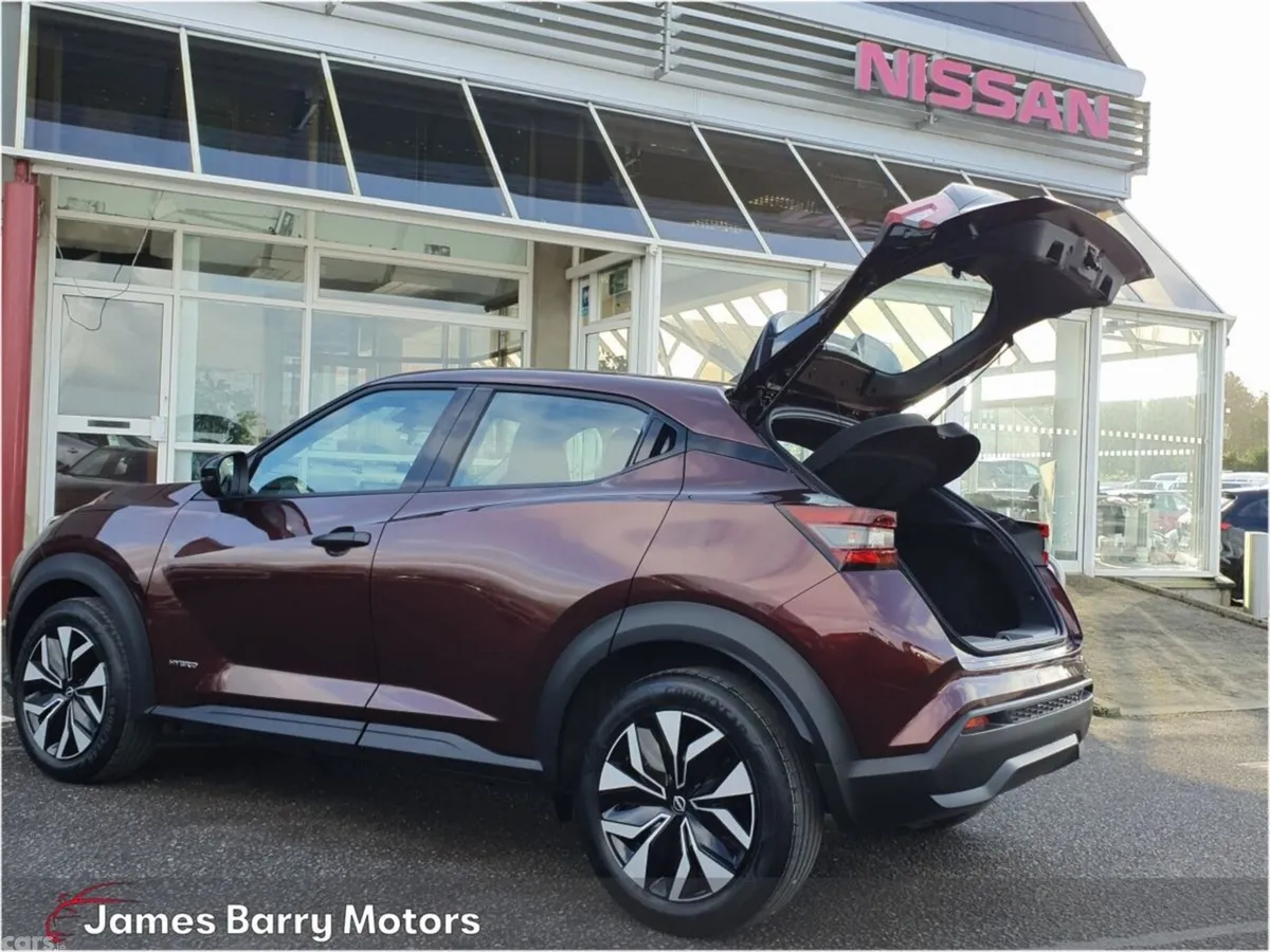 Nissan Juke SUV, Petrol Hybrid, 2026, Red