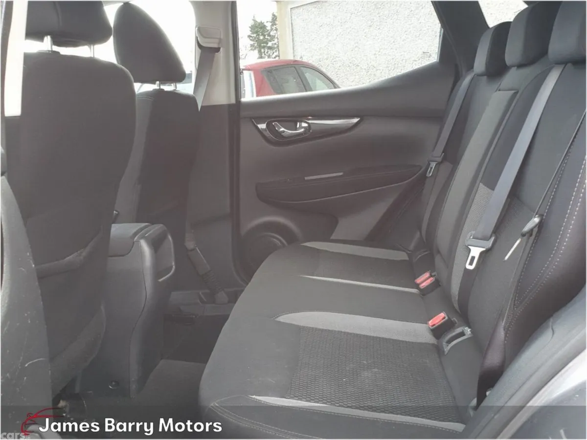 Nissan Qashqai MPV, Diesel, 2018, Grey