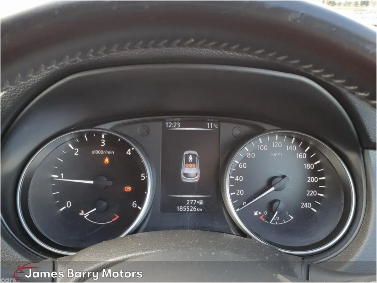 Nissan Qashqai MPV, Diesel, 2018, Grey