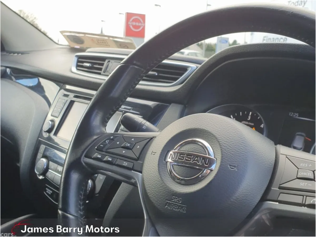 Nissan Qashqai MPV, Diesel, 2018, Grey