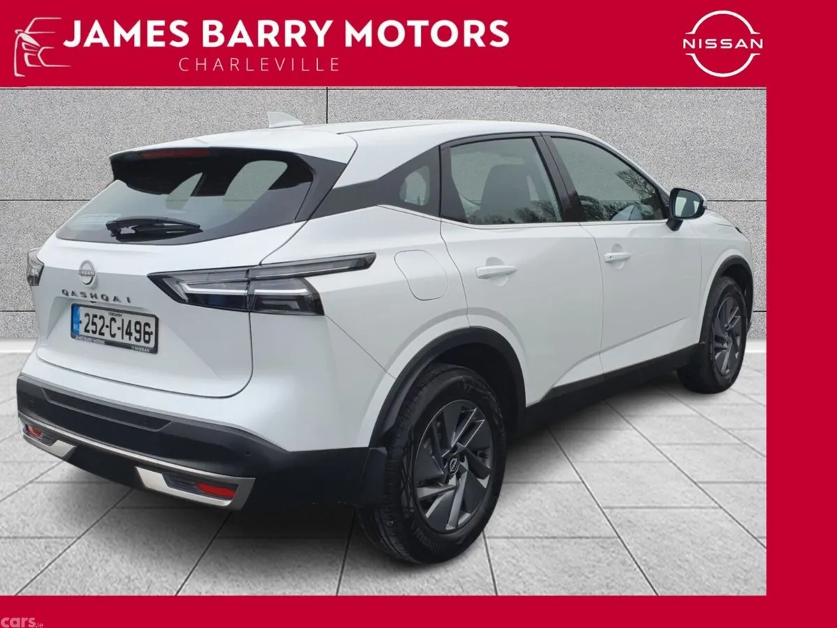 Nissan Qashqai MPV, Petrol, 2025, White
