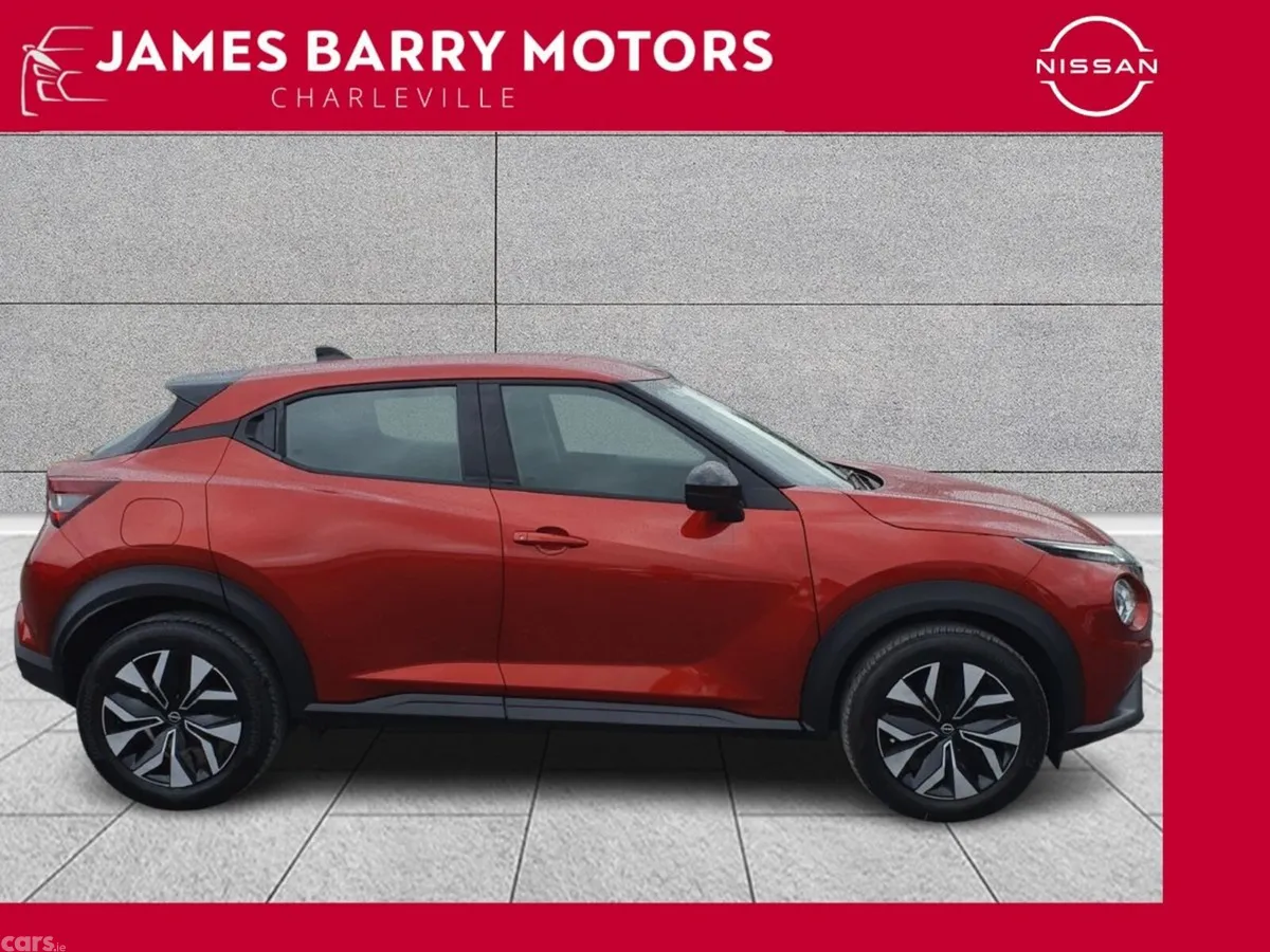 Nissan Juke SUV, Petrol, 2024, Red