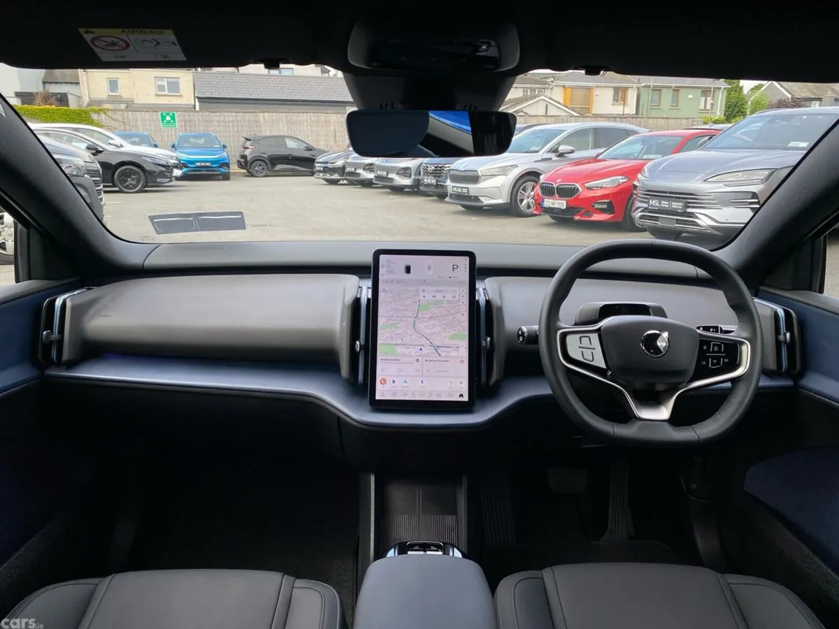 Volvo EX30 SUV, Electric, 2025, Black
