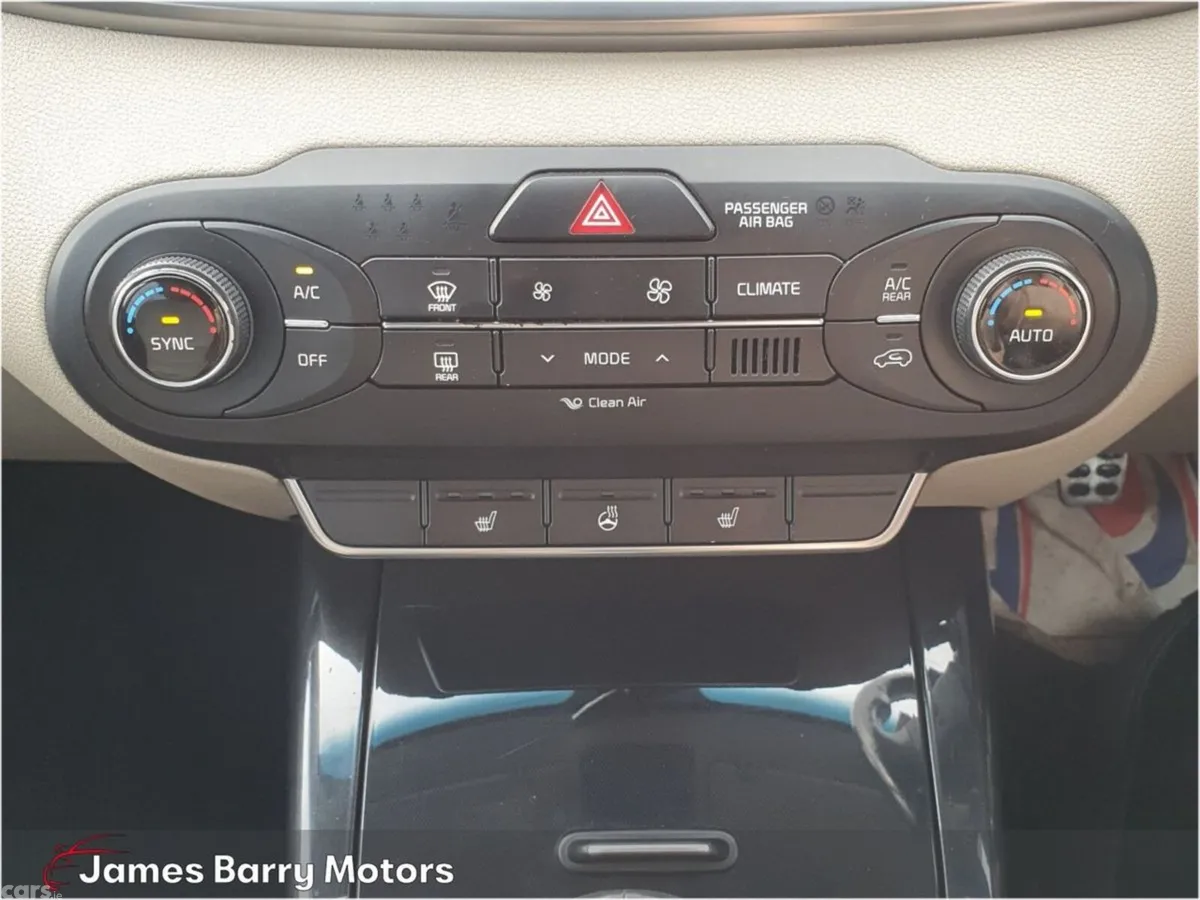 Kia Sorento SUV, Diesel, 2018, Red