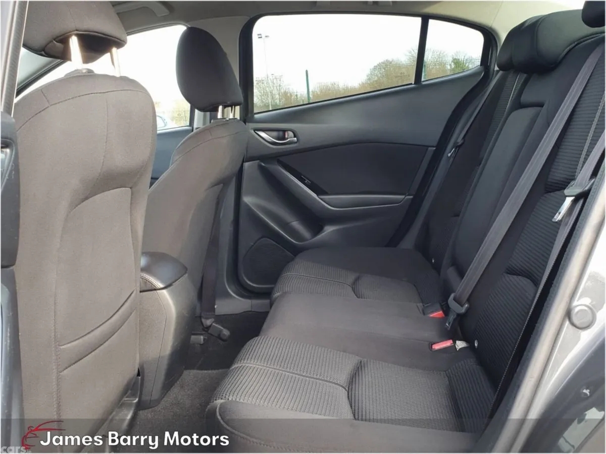 Mazda Mazda3 Saloon, Diesel, 2017, Grey