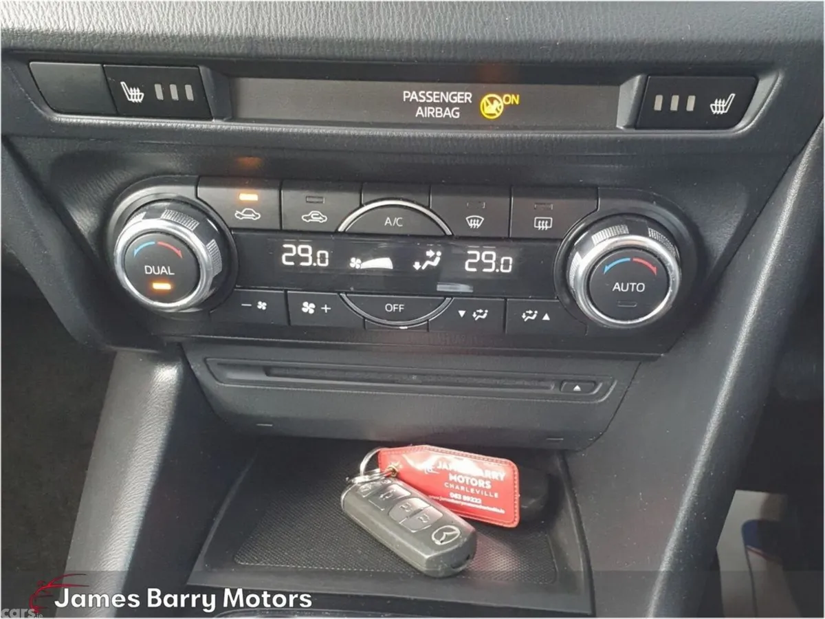 Mazda Mazda3 Saloon, Diesel, 2017, Grey