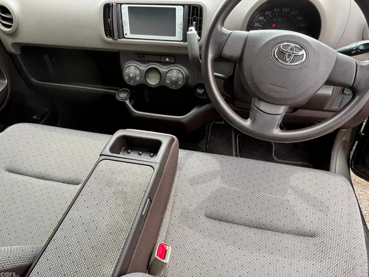 Toyota Passo Hatchback, Petrol, 2015, Green