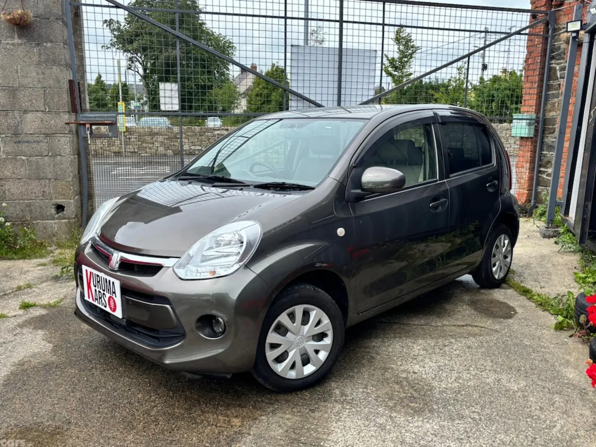 Toyota Passo Hatchback, Petrol, 2015, Green