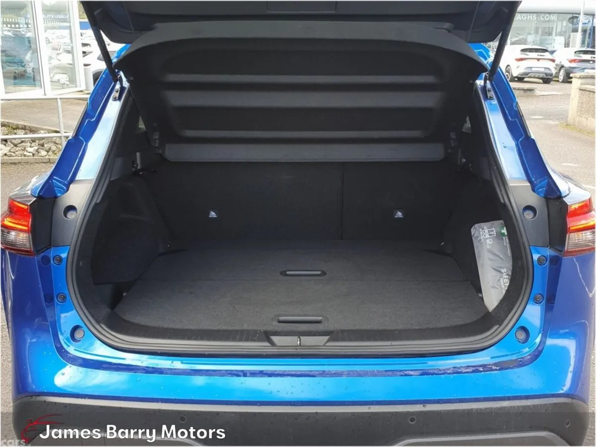 Nissan Qashqai MPV, Petrol, 2024, Blue
