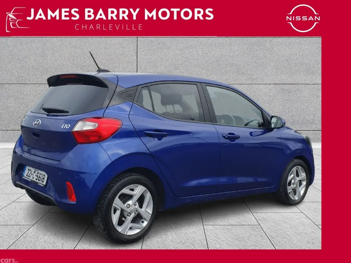 Hyundai i10 Hatchback, Petrol, 2022, Blue