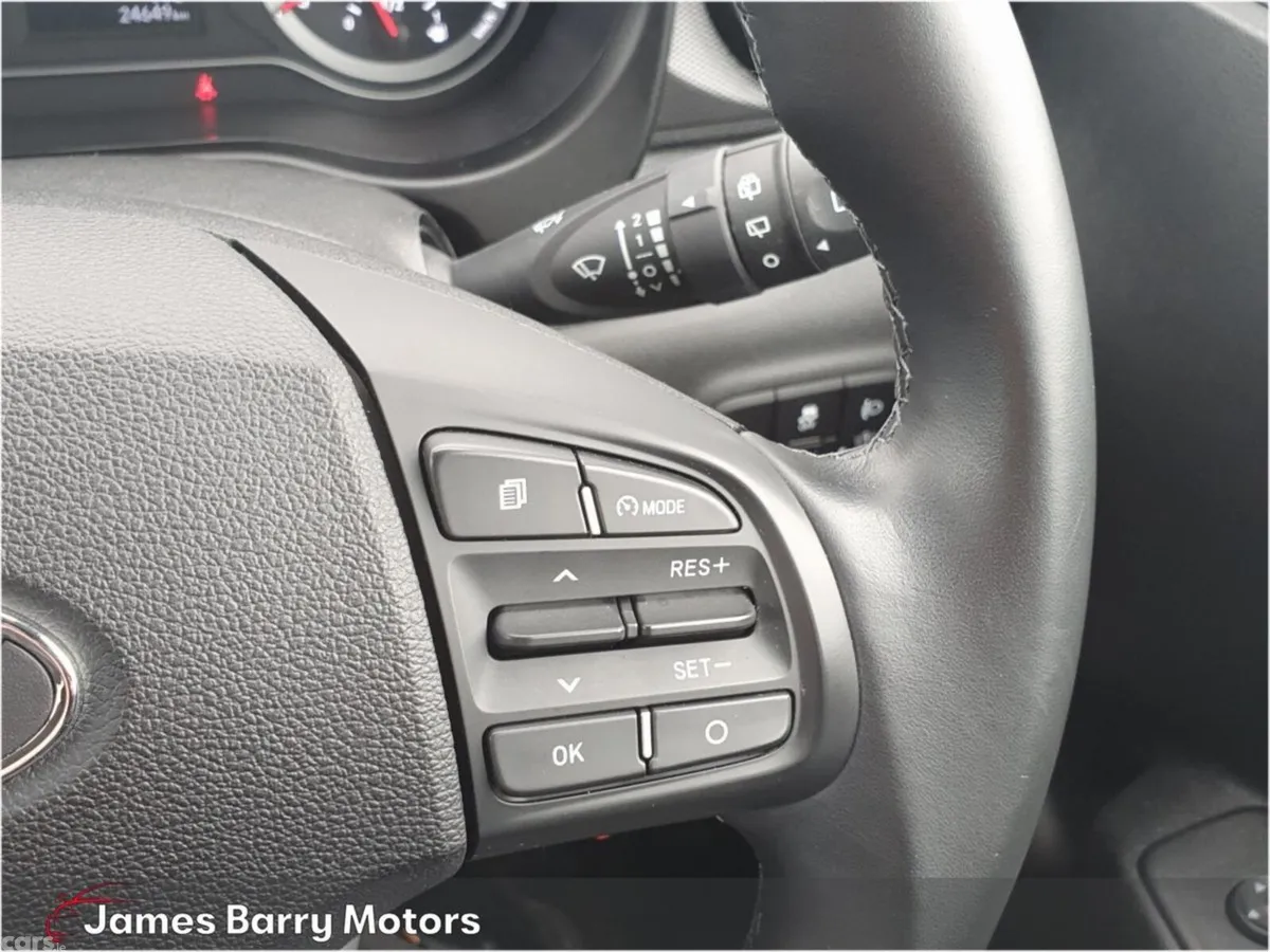 Hyundai i10 Hatchback, Petrol, 2022, Blue