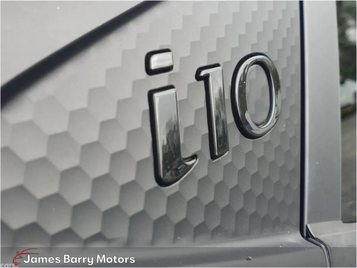 Hyundai i10 Hatchback, Petrol, 2022, Blue