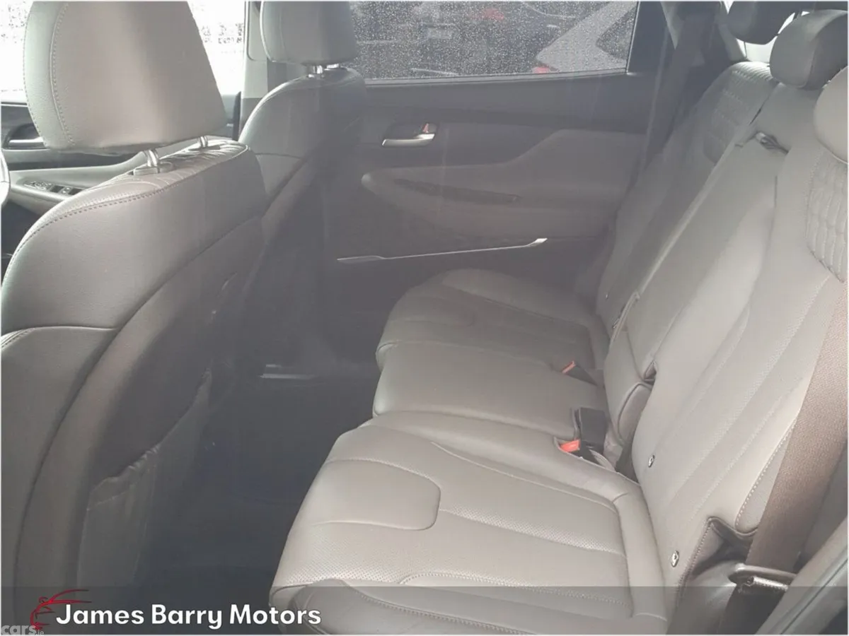 Hyundai Santa Fe SUV, Diesel, 2018, Black