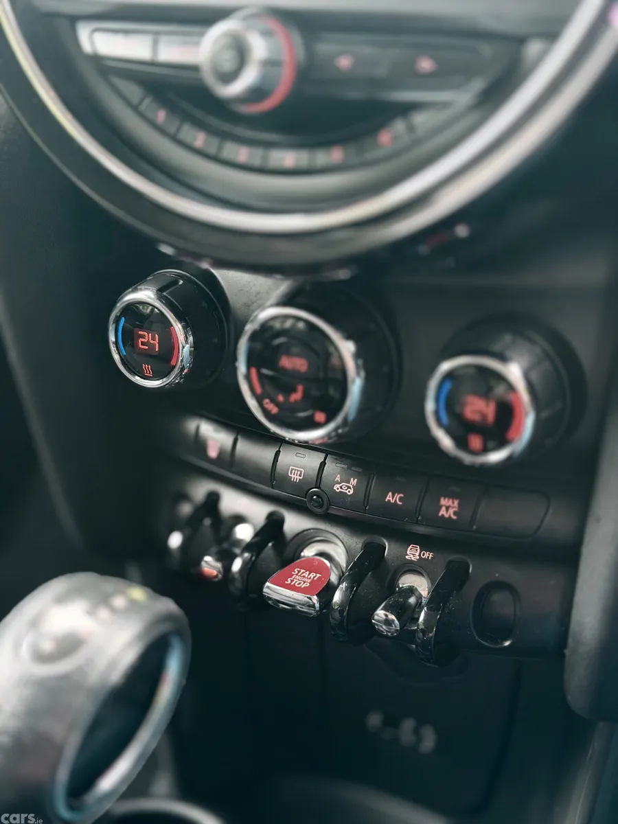 Mini Cooper Hatchback, Petrol, 2015, Beige