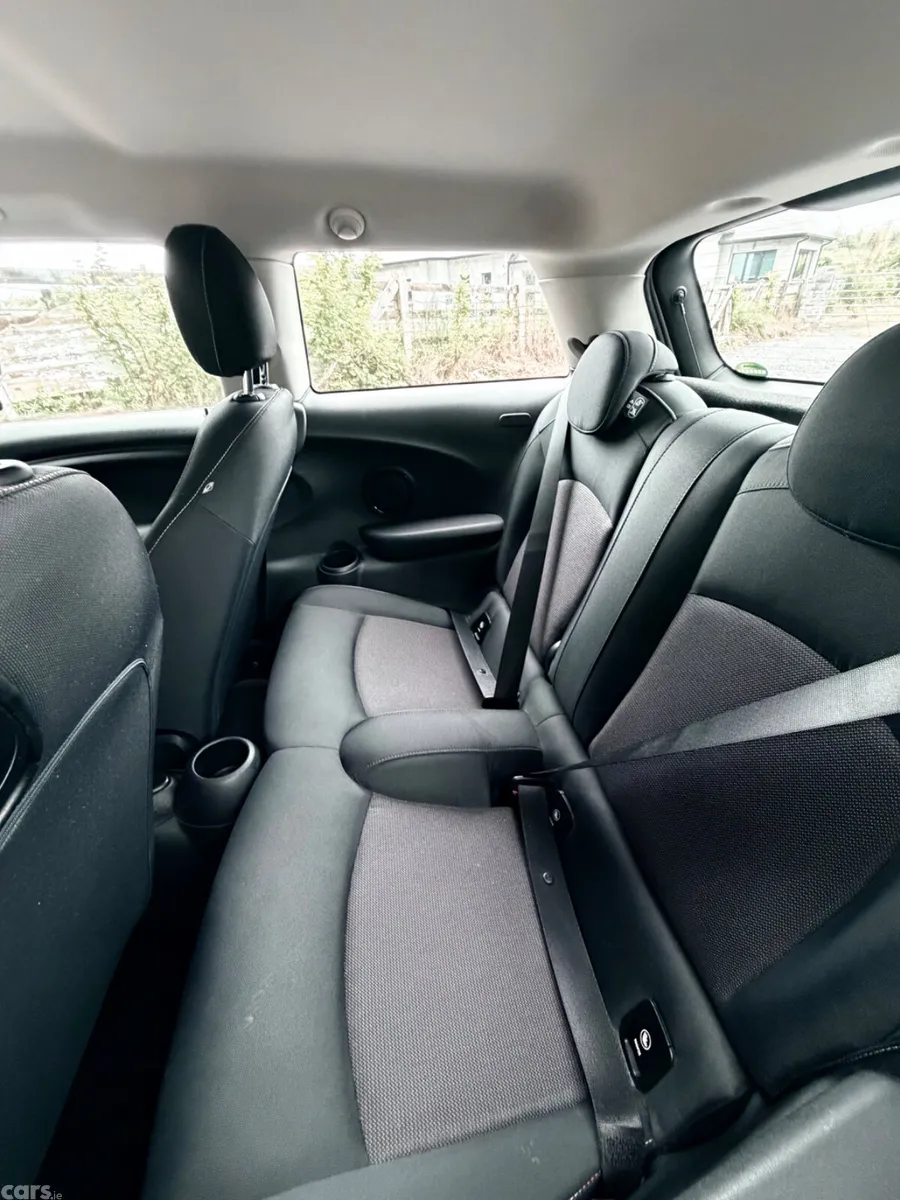 Mini Cooper Hatchback, Petrol, 2015, Beige