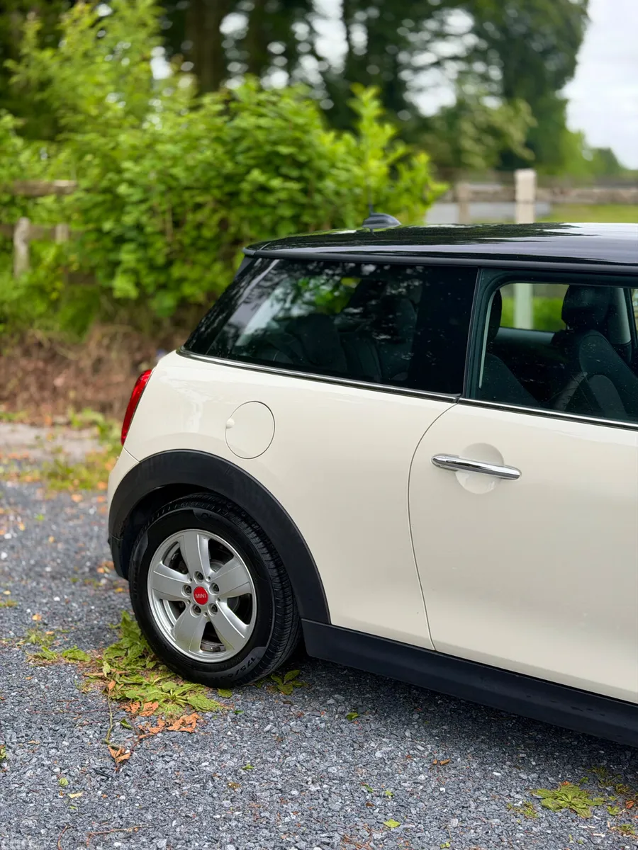 Mini Cooper Hatchback, Petrol, 2015, Beige