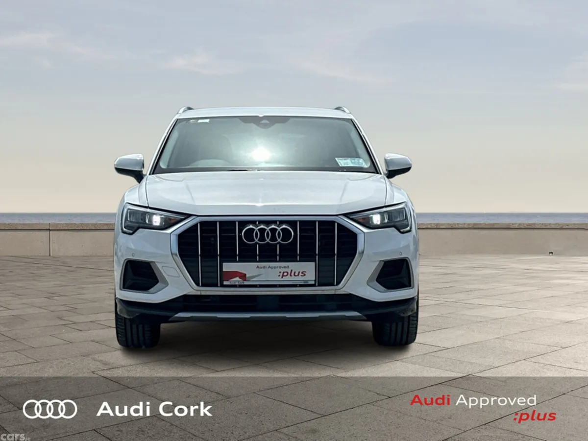 Audi Q3 SUV, Petrol, 2023, White