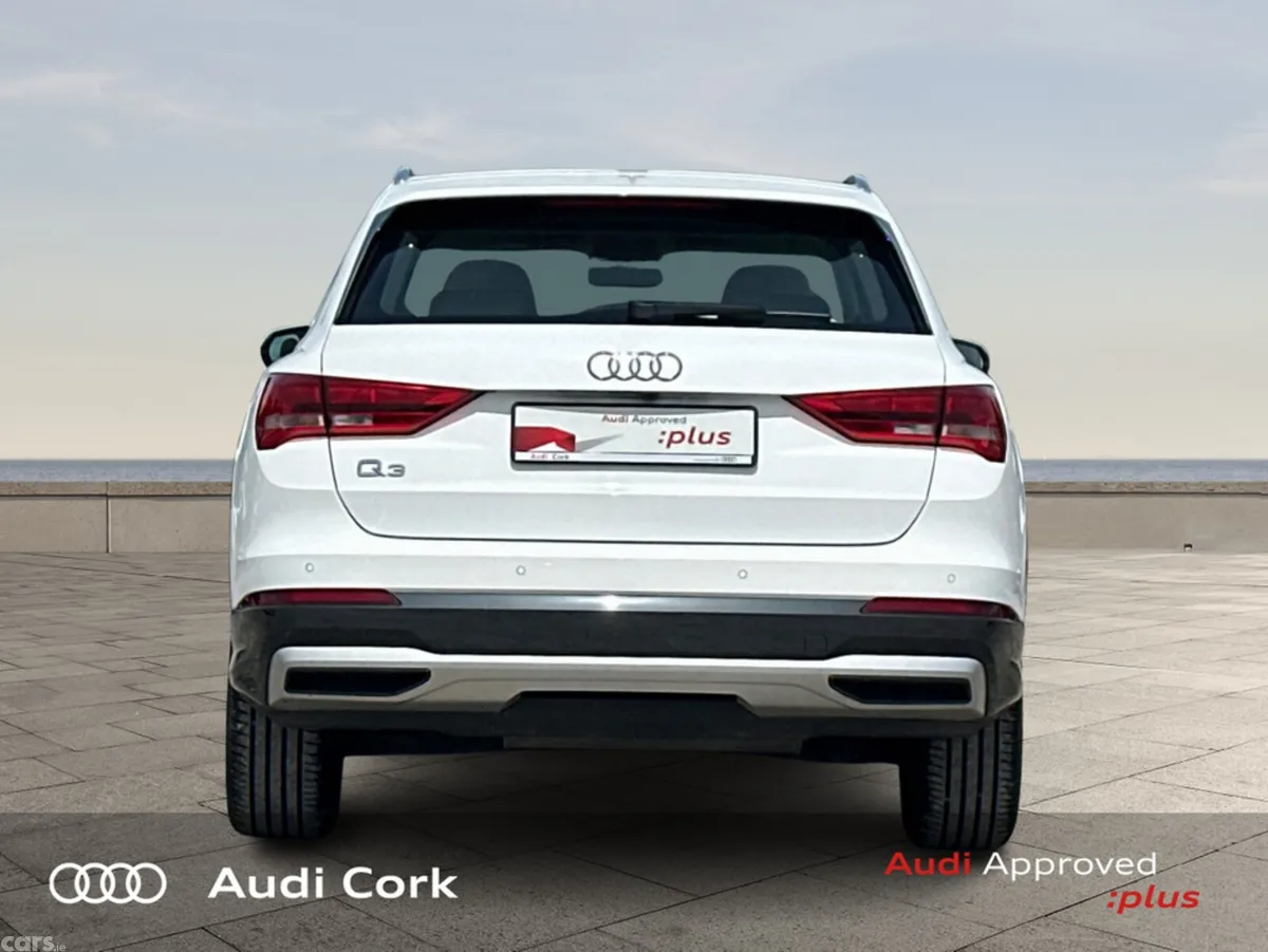 Audi Q3 SUV, Petrol, 2023, White