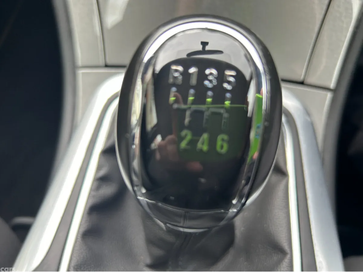 Opel Insignia Hatchback, Petrol, 2016, Grey