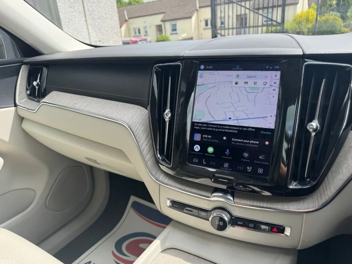 Volvo XC60 SUV, Diesel Hybrid, 2022, Grey